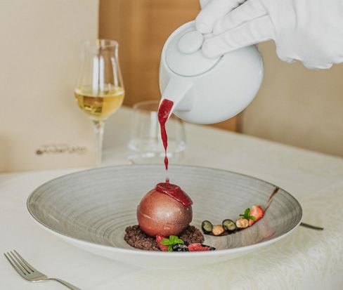 The dessert ist served - 3/4 gourmet board Hotel Anderlahn