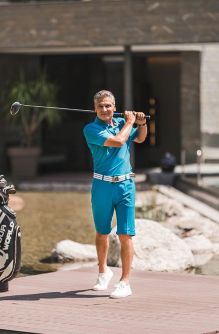 Klemens beim Golfen in Südtirol