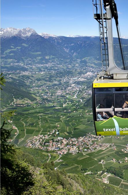 Hiking in Meran and environs: cable car