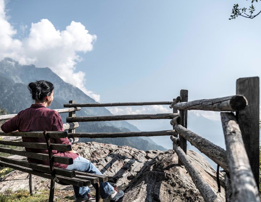 Hiking and enjoying the view in Meran and environs