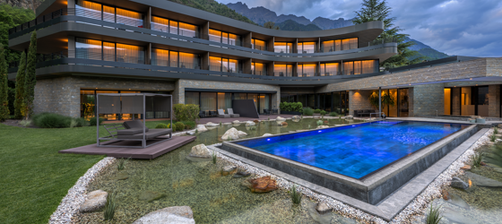Hotel Anderlahn mit Pool am Abend