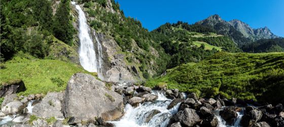 Hiking in Meran and environs: the Parcines Waterfall